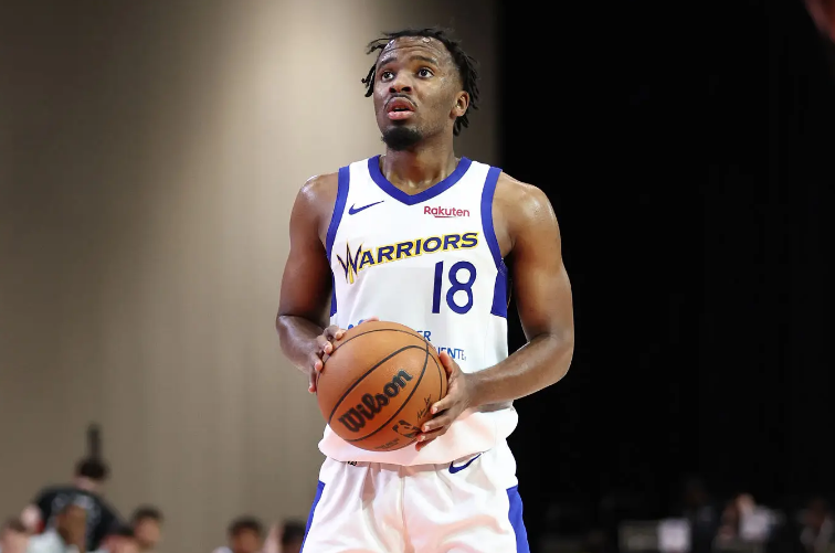 世界赛赛程-复出后状态略显一般，勇士双向合同后场新秀还得提升自己的表现？